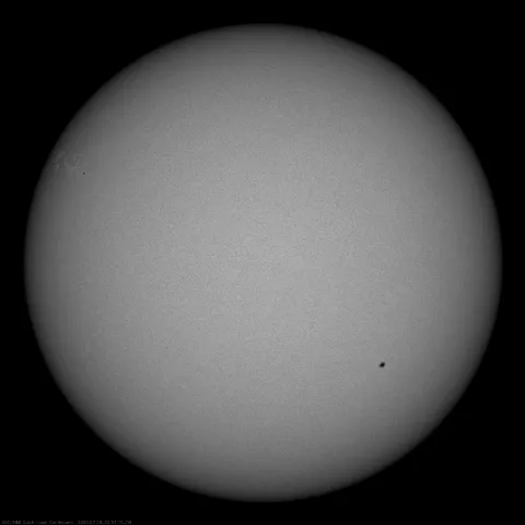 Image of Sun's photosphere