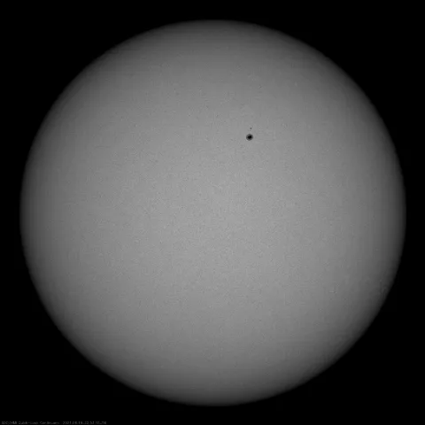 Image of Sun's photosphere