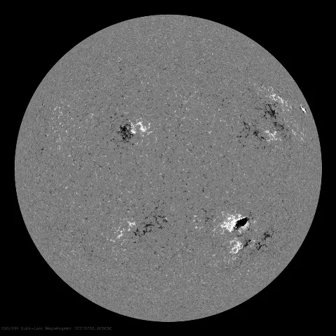 Image of Sun's magnetic field